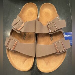 NWT Birkenstock Tan Double-Strap Sandals